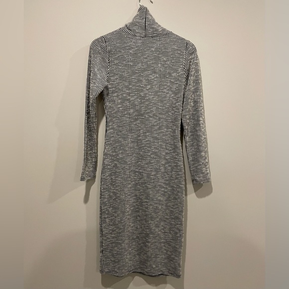 Cowl Neck Body Con Dress - Picture 3 of 3